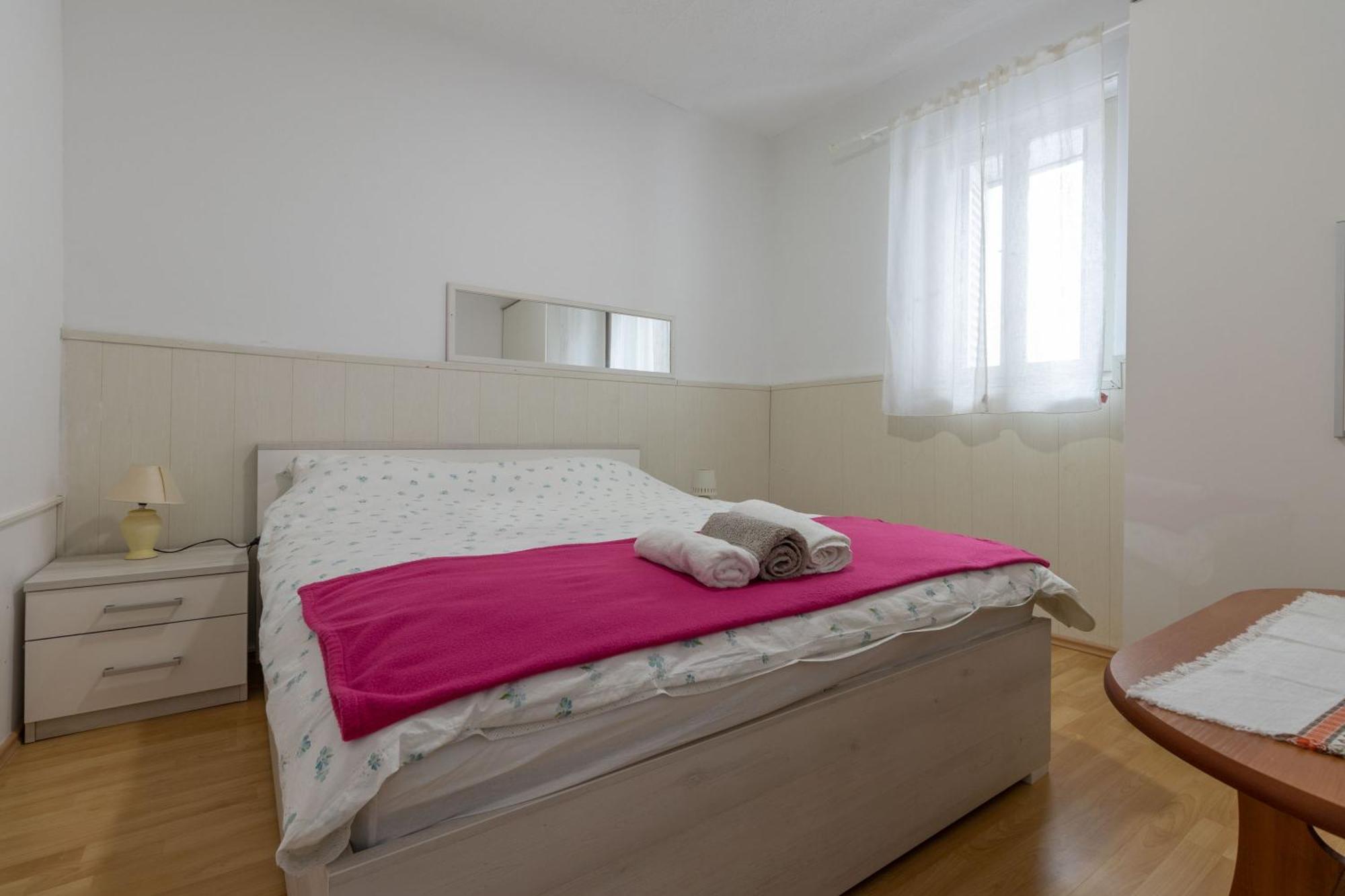 Ulica Dvori Narca 12 Apartment 4+2 Per. Baška Kültér fotó