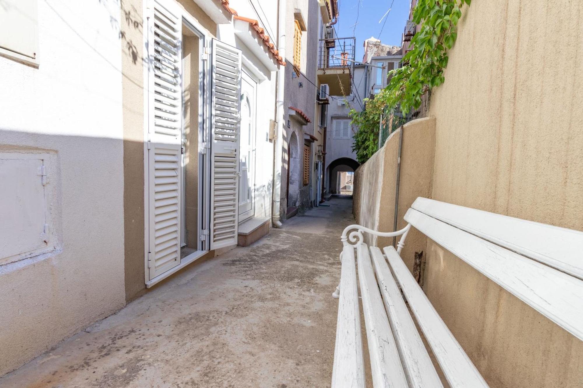 Ulica Dvori Narca 12 Apartment 4+2 Per. Baška Kültér fotó
